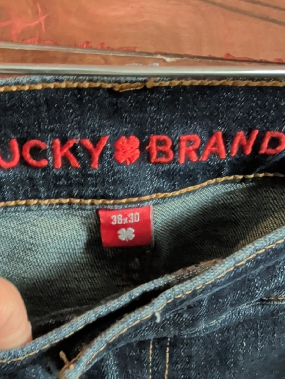 Lucky Brand Slim Men's Jeans in Dark Indigo Wash - Picture 2 of 4